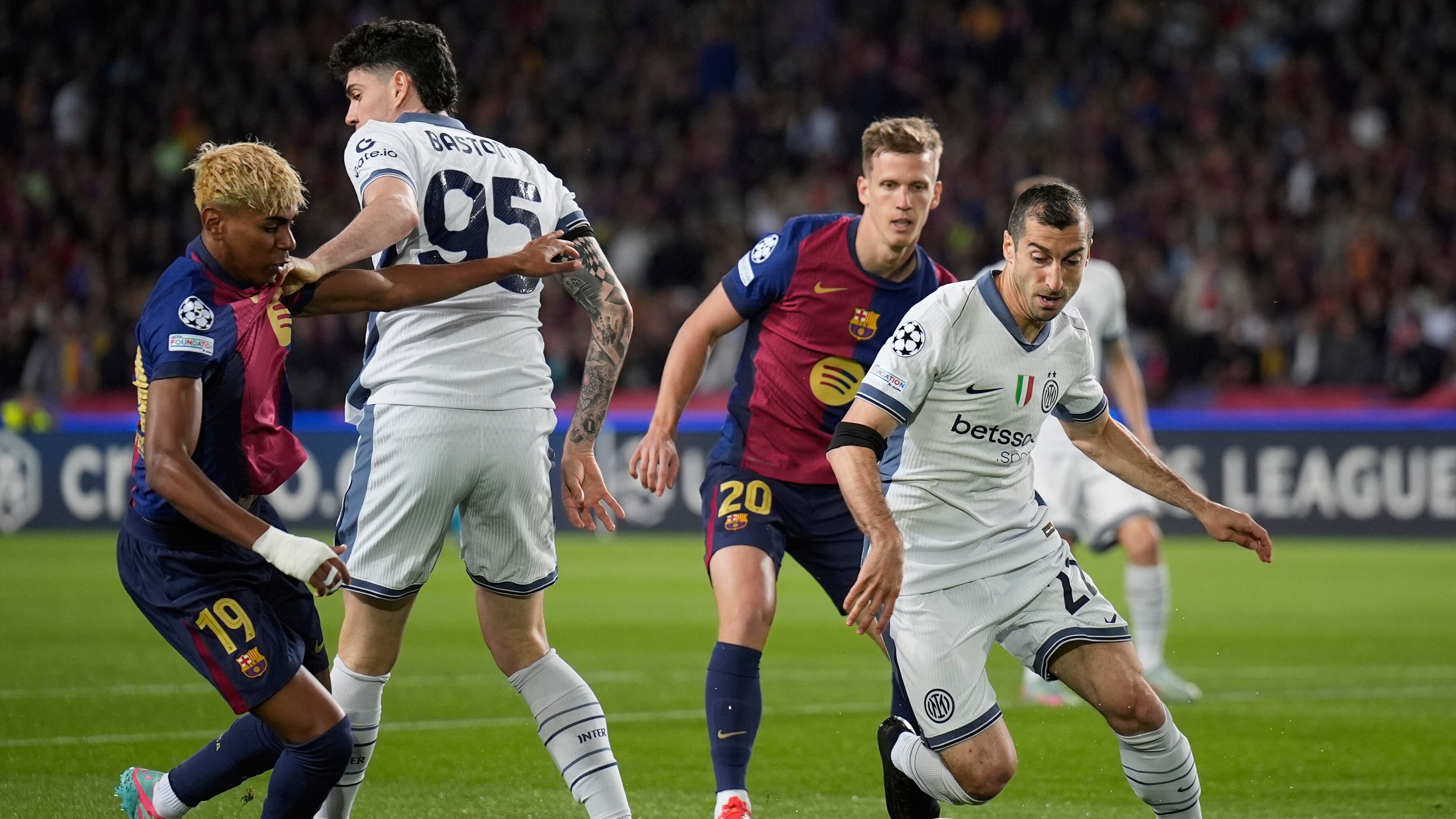 Con il Barça tra speranza e paura. Il giorno più lungo per i "bauscia"