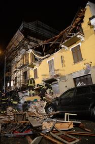 Crolla una palazzina a Torino, le immagini dell'incidente 5