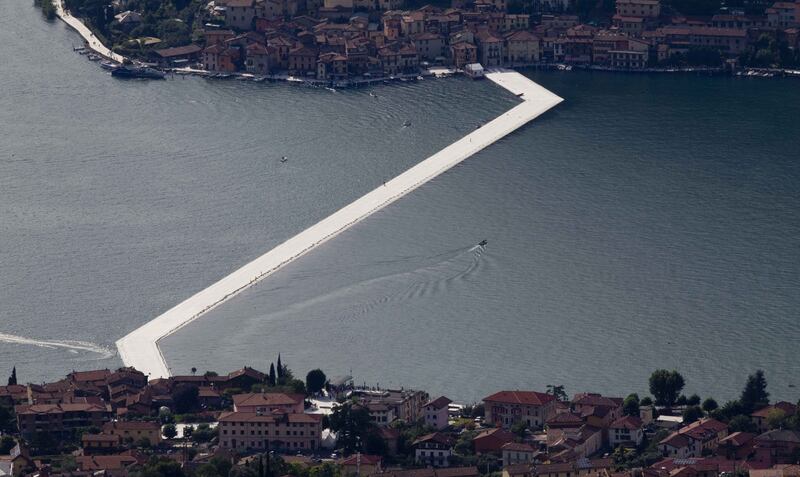"The floating piers", la passerella di Christo 1