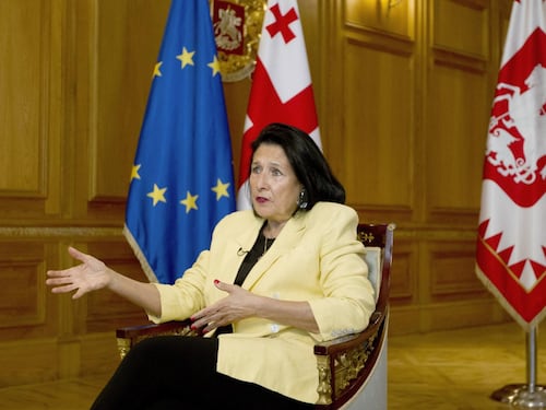 Georgia, stop alla legge sugli agenti stranieri. "Rischio di guerra se l'Europa ci abbandona"