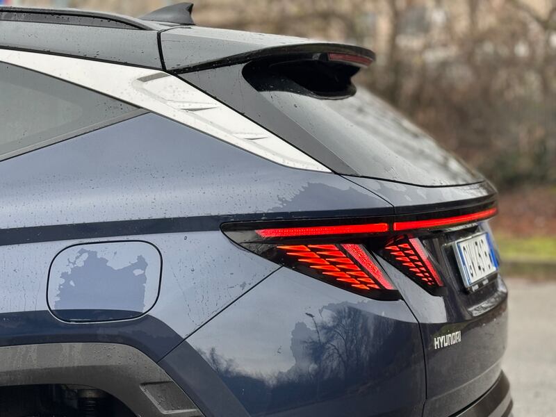 Hyundai Tucson HEV 2025: guarda la gallery del SUV più razionale in commercio 20