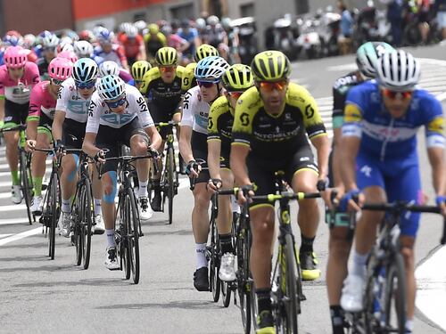 Giro d'Italia, Bennet vince la 12a tappa. Tutto invariato in classifica generale
