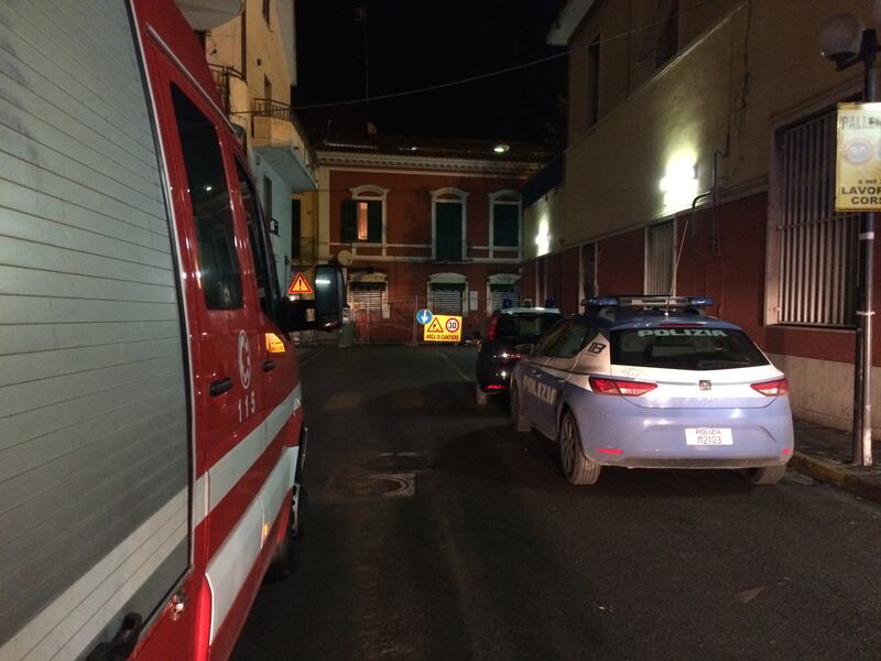 Napoli, 21enne travolta e uccisa da un treno mentre attraversava i binari 4