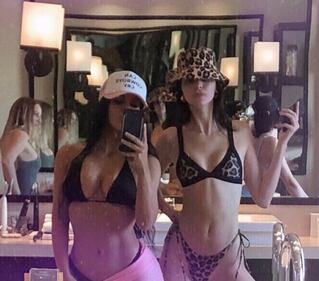 Kim Kardashian, le foto della regina dei reality 7