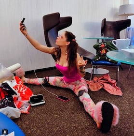 Naike Rivelli hot su Instagram 9