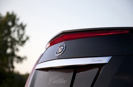 Cadillac ELR 18