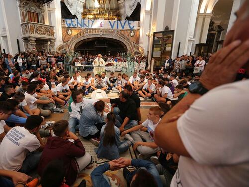 Il rione Sanità ricorda Genny, morto a 17 anni