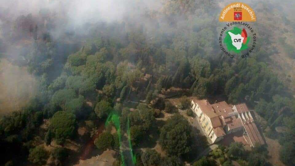 Incendio al poligono di tiro, due persone morte carbonizzate