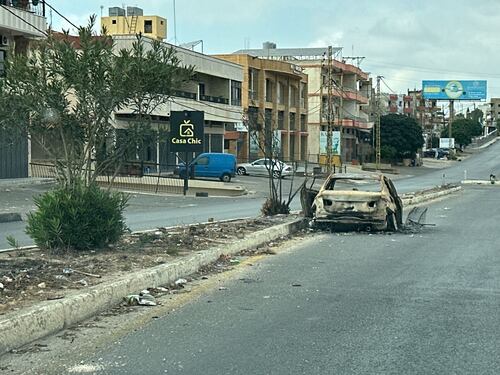Nella roccaforte di Hezbollah tra raid aerei e chiamate al "martirio" di Hezbollah