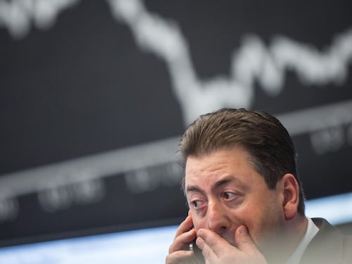 Borse europee in rosso. Milano, giù le banche