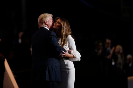 Melania, l'aspirante first lady in abito bianco alla convention 12