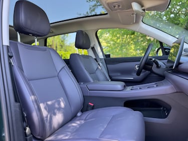 Leapmotor C10 REEV: guarda tutte le foto 8
