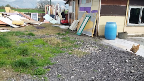 Nel campo rom senza acqua, senza bagni e colmo di rifiuti 22