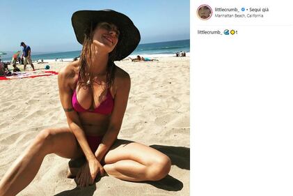 Elisabetta Canalis in costume su Instagram 10