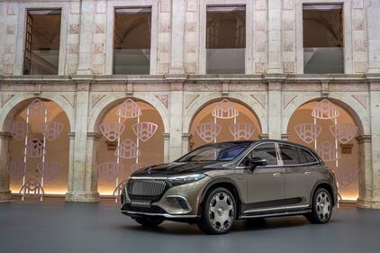 Mercedes-Maybach EQS SUV: guarda la gallery 2
