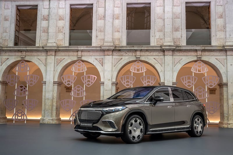 Mercedes-Maybach EQS SUV: guarda la gallery 2