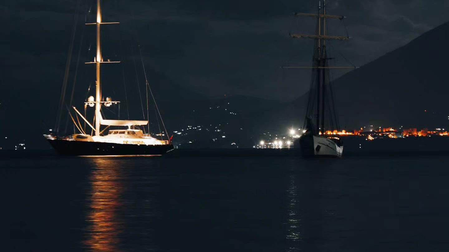 Tromba d'aria si abbatte su Palermo, travolta barca a vela. "I cadaveri visti dai soccorritori dagli oblò"