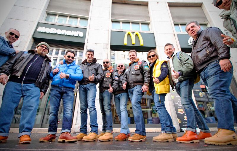 McDonald's chiude in piazza San Babila, addio a un pezzo di storia 4