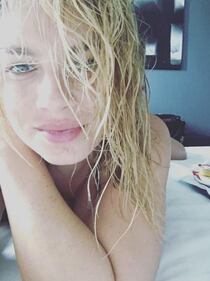 Emma Marrone, gli scatti sexy: foto 15