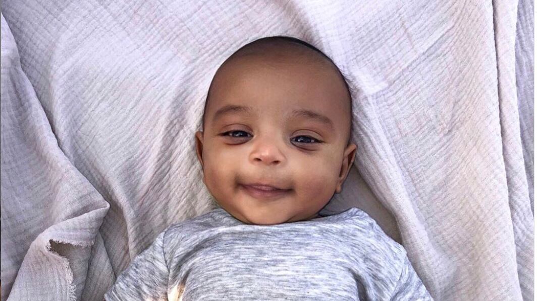 E dopo Archie anche Kim Kardashian mostra il volto del suo quarto figlio