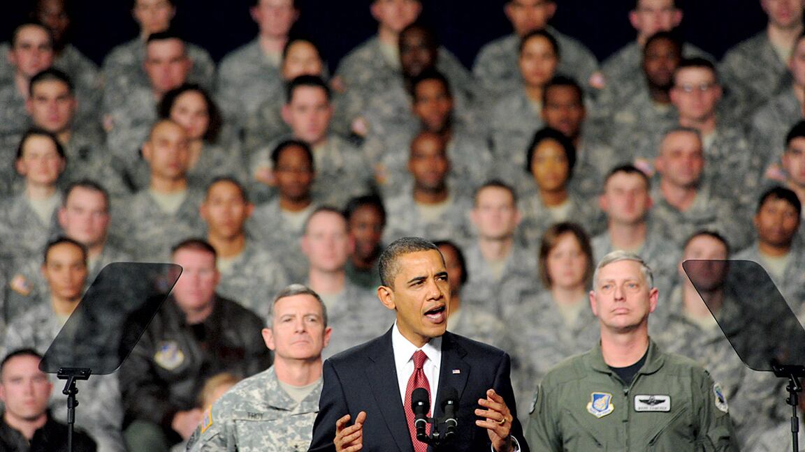 Obama militarizza l'Europa: truppe Nato contro la Russia