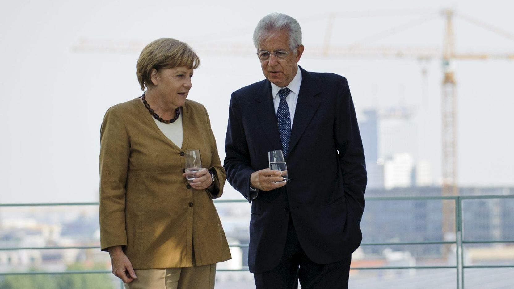 Monti svela i suoi piani solo alla Merkel
