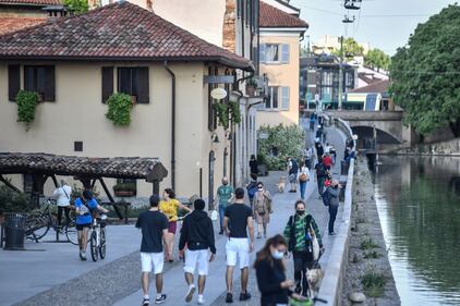 Milano, fase 2: prove di aperitivo sui navigli 2