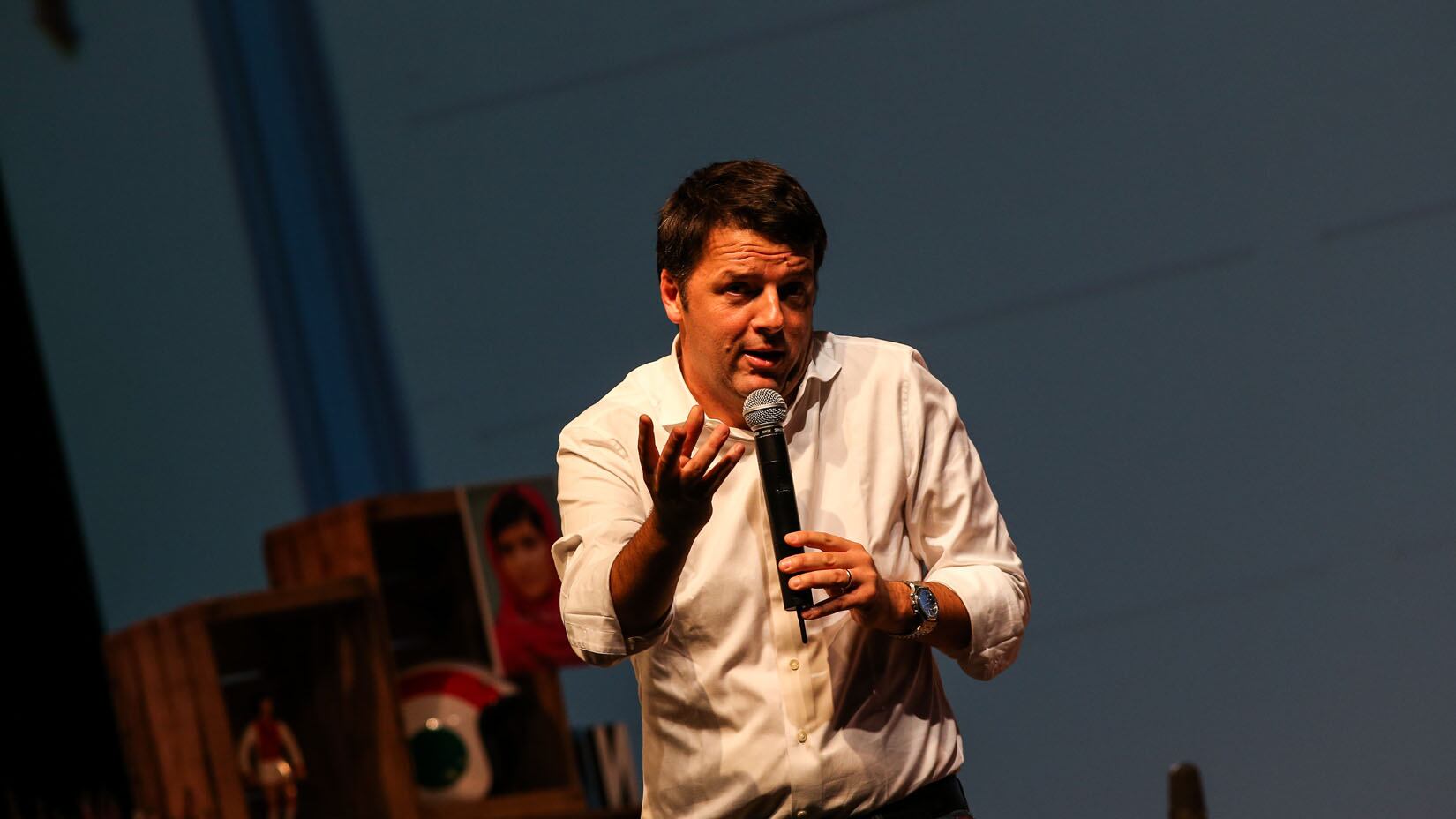 Renzi respinge la piazza rossa: "Protestano? Io vado avanti"