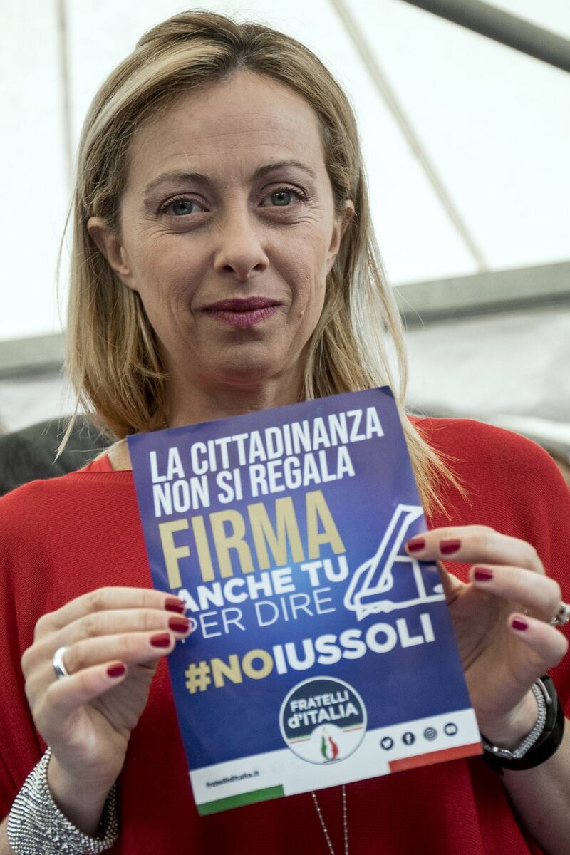 Cittadinanza, raccolta di firme di Fdi contro ius culturae 1