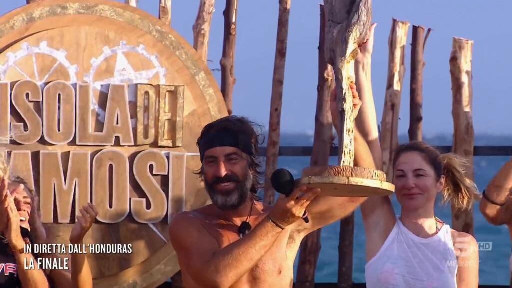 Isola dei Famosi 2023, le pagelle: Marco Mazzoli re dell’Isola (voto 10), non convince Andrea Lo Cicero (voto 5)