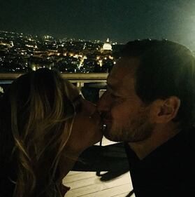 Francesco Totti e Ilary Blasi, le foto più belle 4