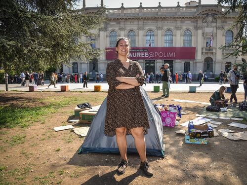 Milano, aumentano le tende di protesta contro il caro affitti