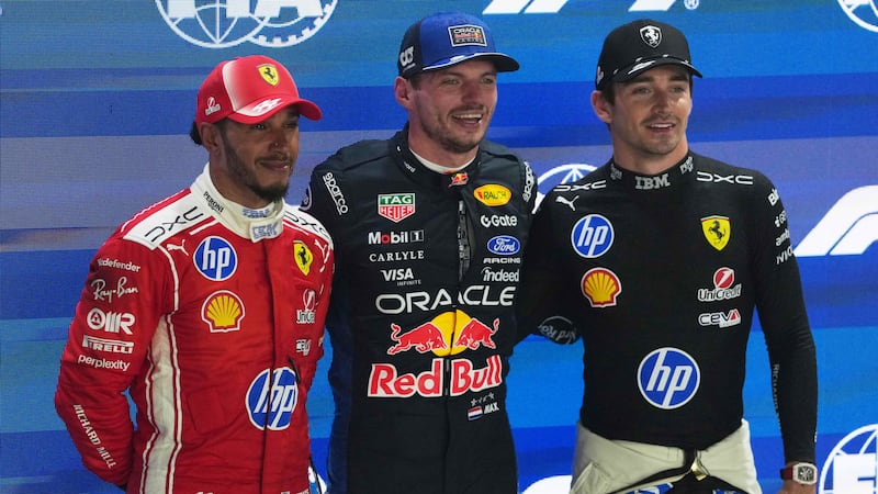 Max ruggisce: sprint e pole. La Ferrari, c’è Kimi ragioniere