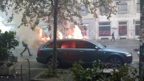 Milano in mano ai black bloc 1