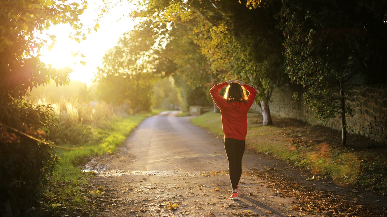 Walking mattutino, i benefici per la salute e per la mente