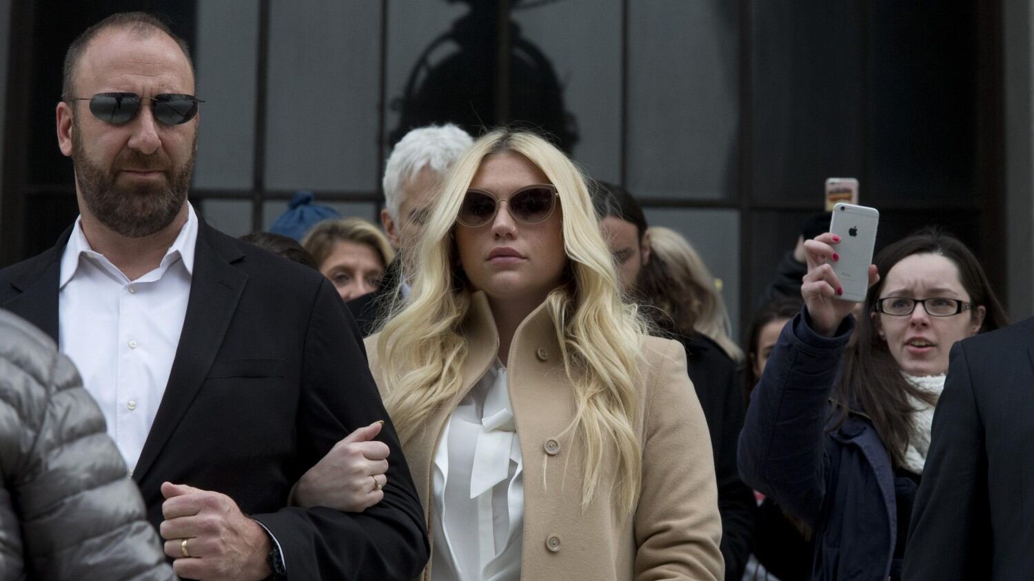 Kesha: per i giudici le accuse di molestie sono troppo vecchie