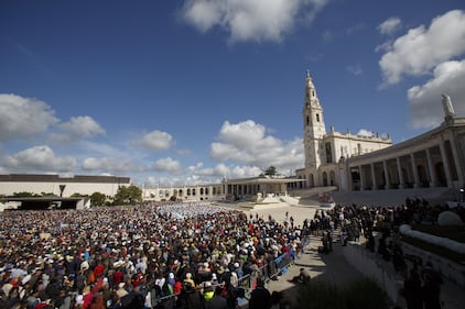 Fatima, Francisco e Giacinta sono santi 2