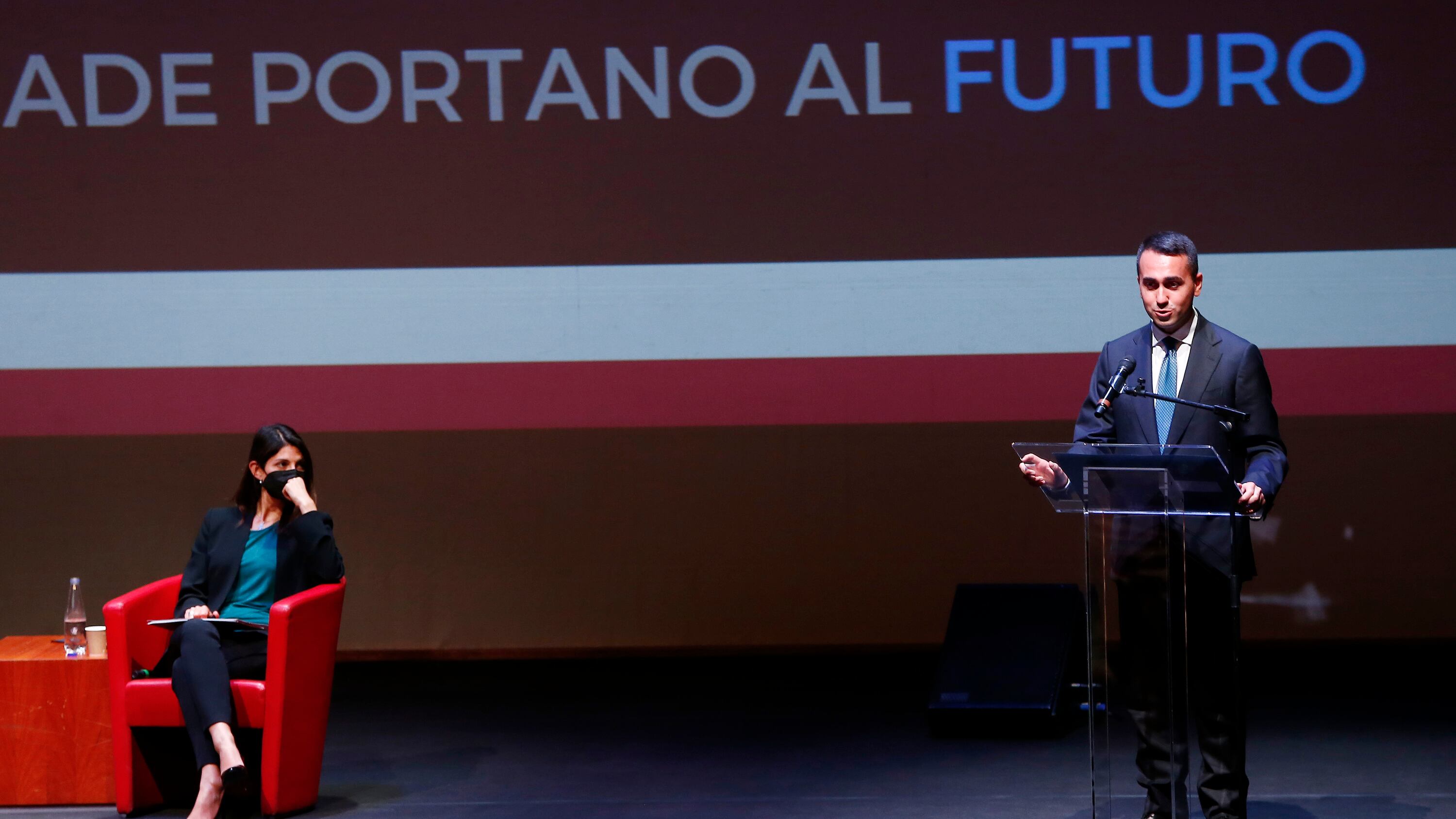 "Perdiamo pezzi in ruoli chiave". Conte e M5s fatti fuori dalla partita delle nomine