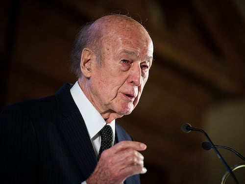 Morto l'ex presidente francese Valery Giscard d'Estaing