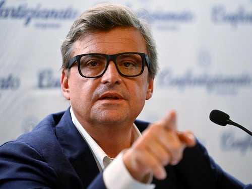 "Vergognati", "Strumentalizzi". Rissa Picierno-Calenda su Richetti
