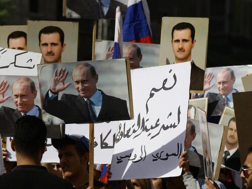 Siria, bombardata l'ambasciata russa a Damasco
