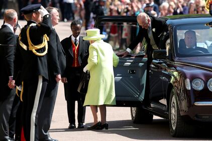 Royal Wedding: colori accesi per Elisabetta 5