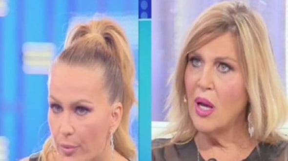 Isola, l'audio di Nadia a Eva: "Tu non sei una bugiarda. Ma io non posso rischiare di perdere mia figlia"