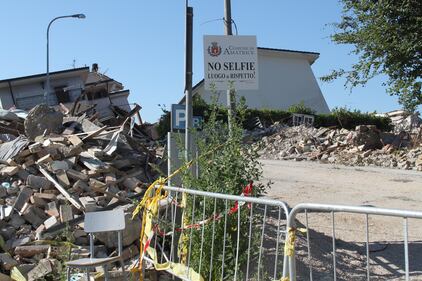 Amatrice, viaggio nella città sommersa dalle macerie ad un anno dal sisma 12
