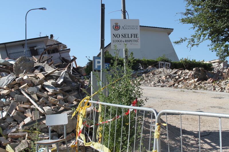 Amatrice, viaggio nella città sommersa dalle macerie ad un anno dal sisma 12