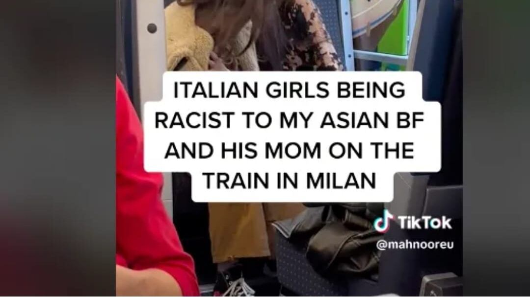 Scena di razzismo sul treno. Le tre ragazze si scusano