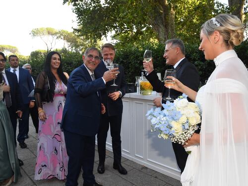 Ignazio La Russa ha unito in matrimonio Edmondo Cirielli e la compagna Maria Rosaria Campitiello: chi è il viceministro