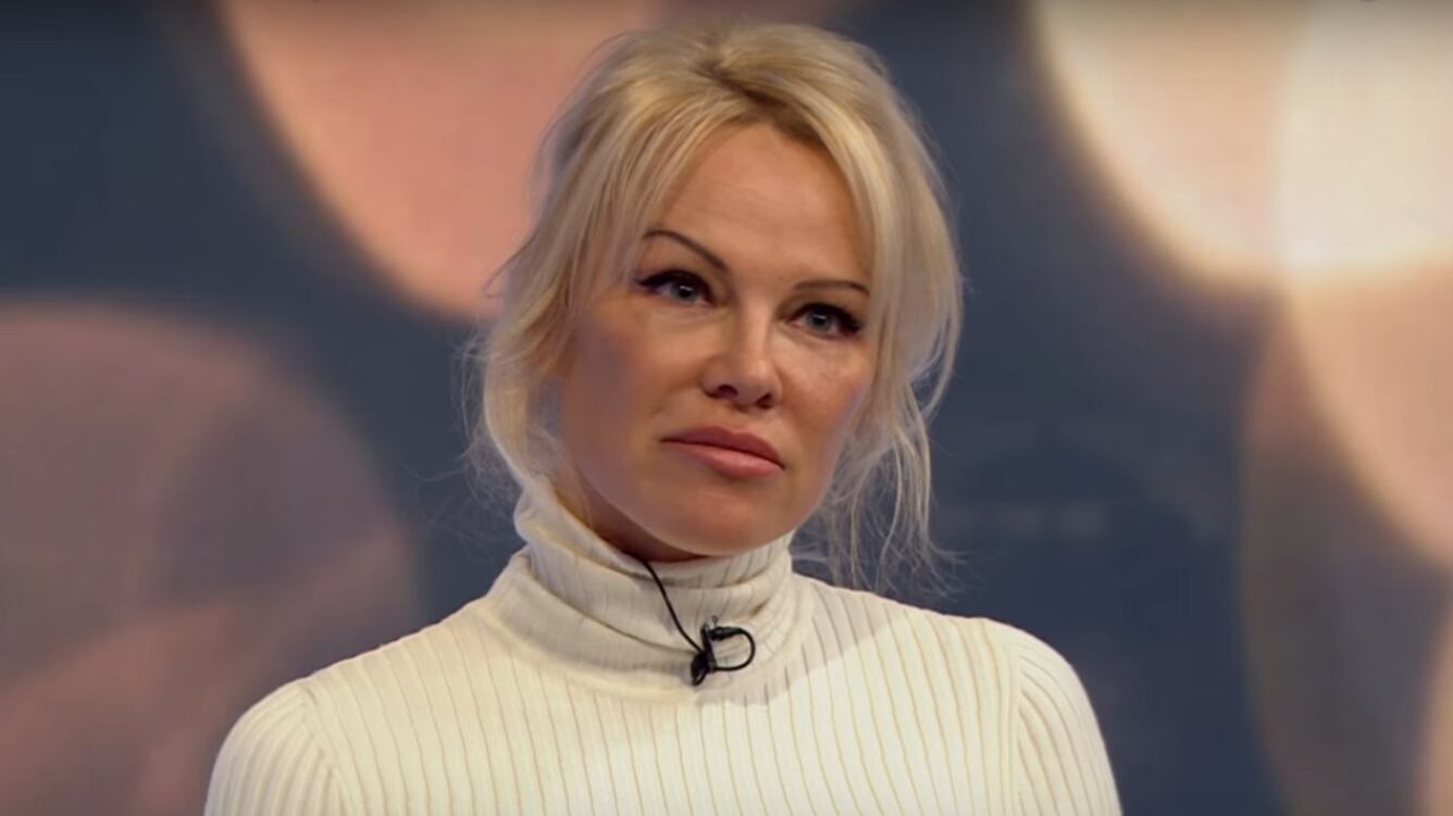 L’ex marito di Pamela Anderson: "Le ho pagato tutti i debiti, sono solo un vecchio sciocco"