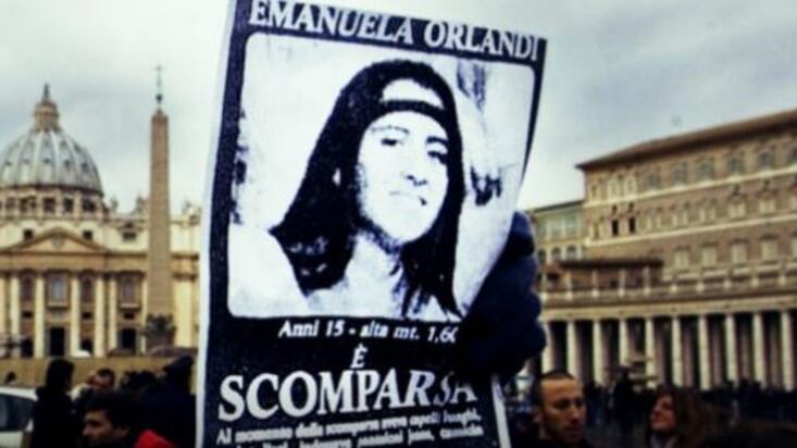 Emanuela Orlandi, l’apertura delle due tombe al cimitero Teutonico