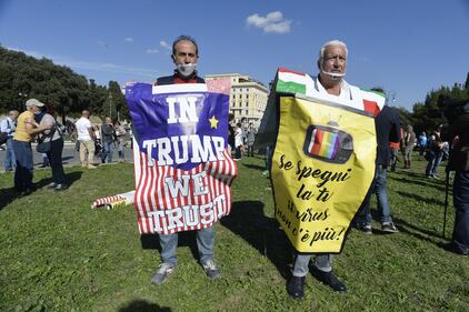 La manifestazione "no mask" oggi a Roma in Piazza San Giovanni 3
